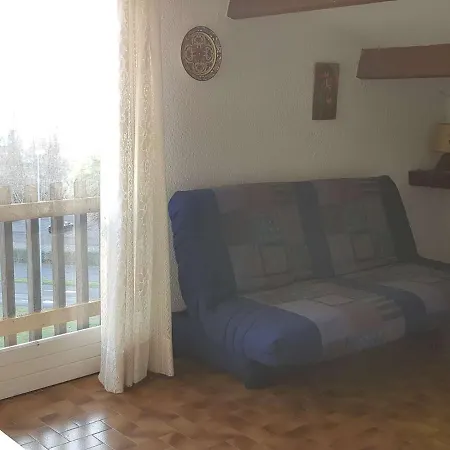 Apartment T2 Avec Parking, Grande Terrasse, Et Proche - Quartier Mole - Fr-1-702-37 *