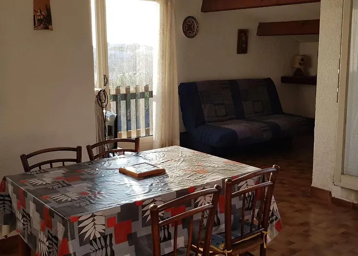 T2 Avec Parking, Grande Terrasse, Et Proche - Quartier Mole - Fr-1-702-37 *